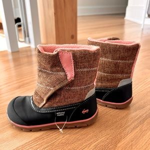 See Kai Run girls winter boots